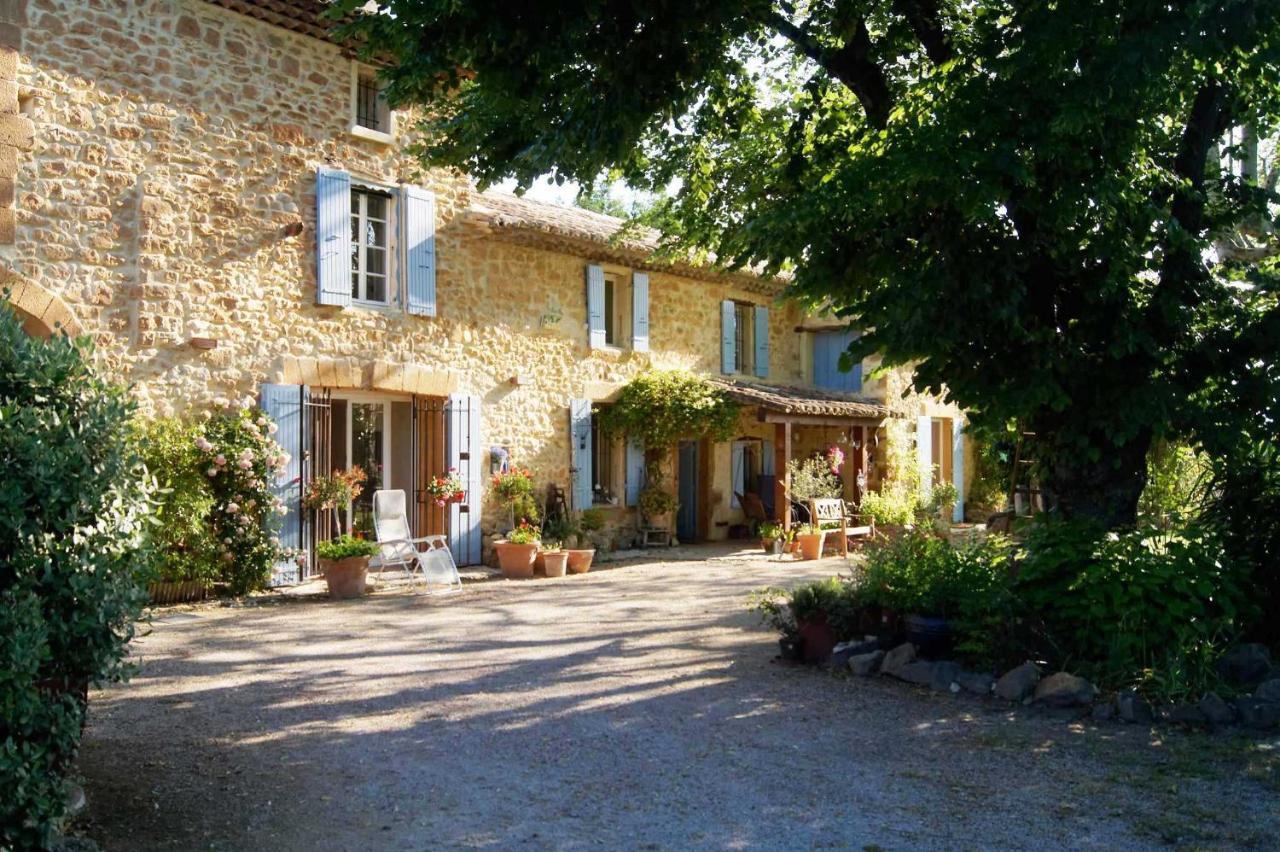 Mas Du Clos De L'Escarrat Jonquieres  Экстерьер фото